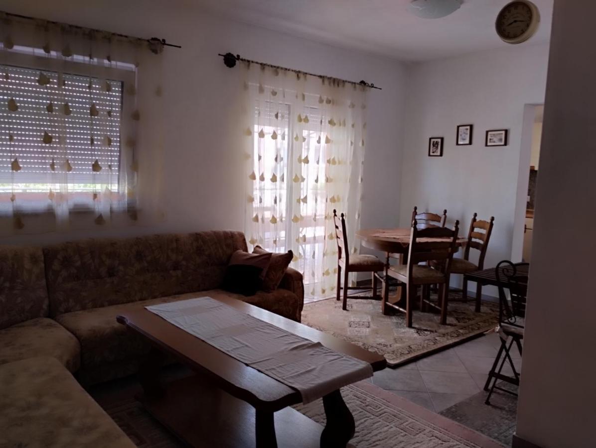 Miran Διαμέρισμα Ivanica Εξωτερικό φωτογραφία